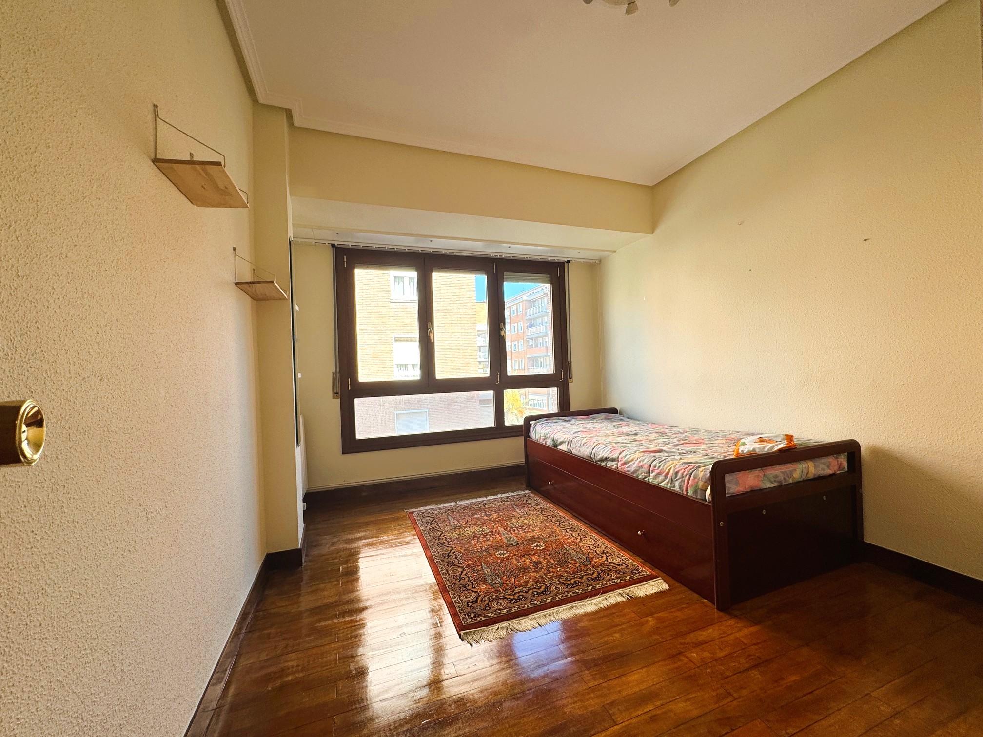 Imagen 9 Piso en venta en Leioa / Cerca del metro de las arenas en pinueta