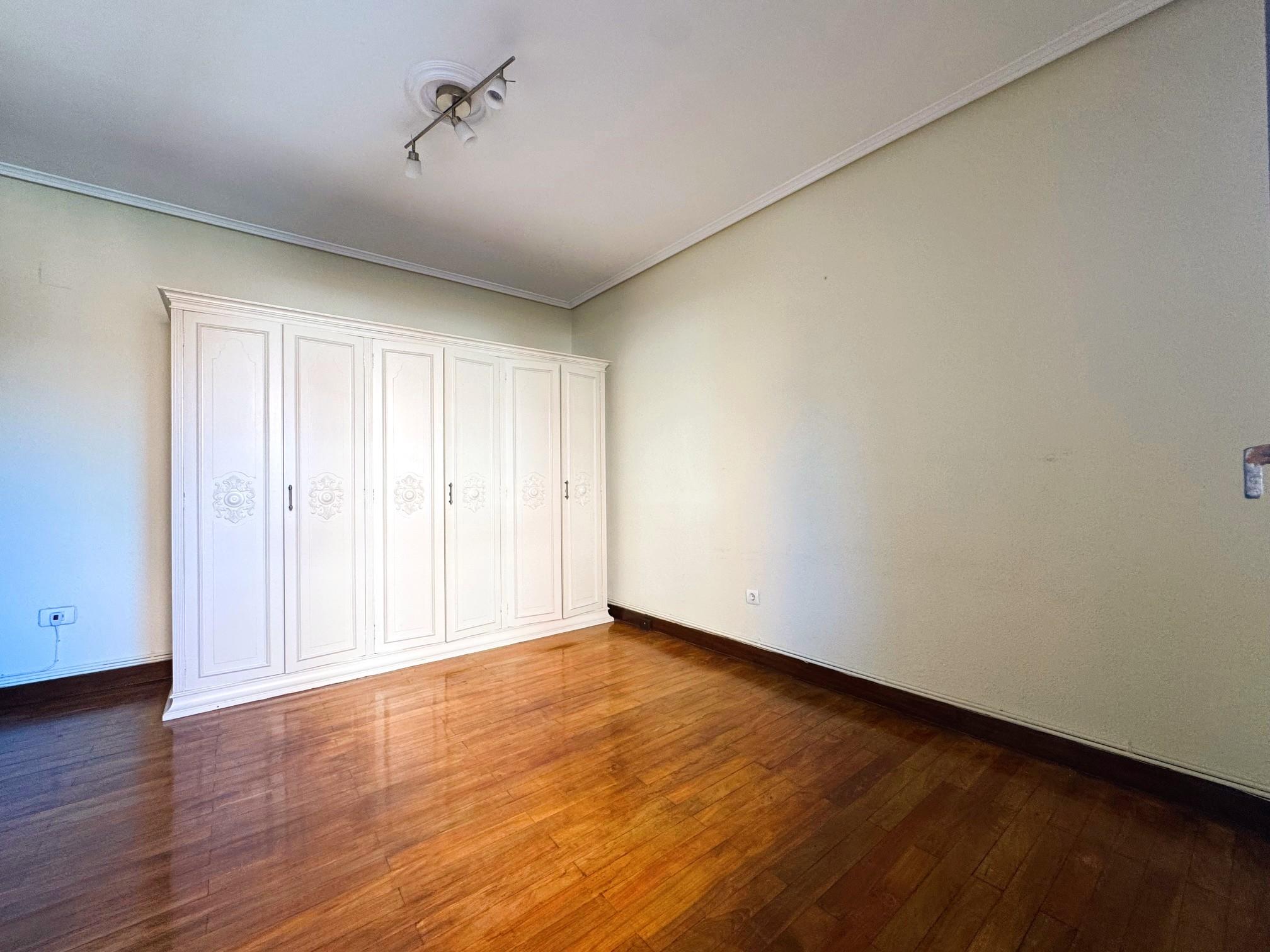 Imagen 4 Piso en venta en Leioa / Cerca del metro de las arenas en pinueta