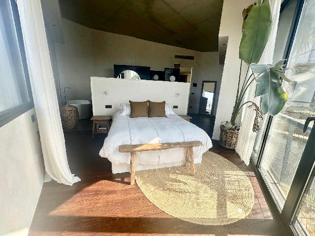 Imagen 1 Inmueble 284109 - Casa Pareada en venta en Donostia-San Sebastián / Miramon, Oriamendi