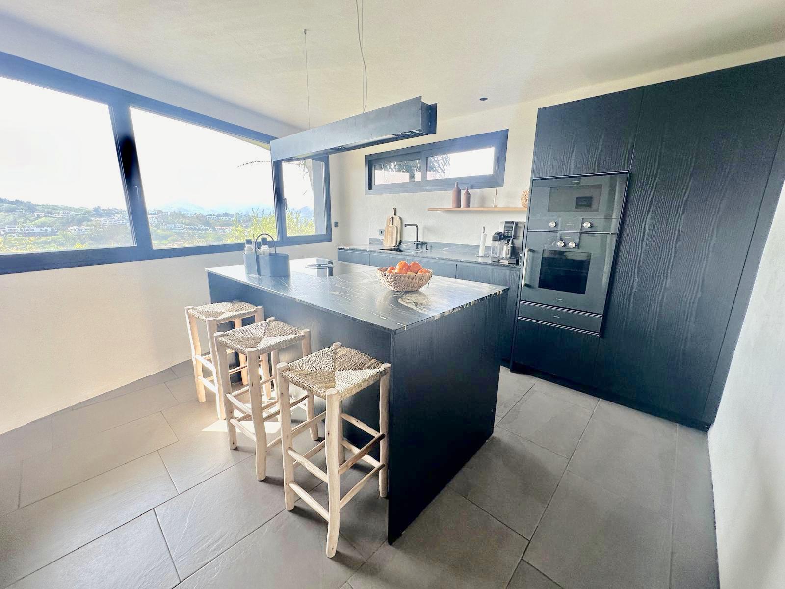 Imagen 7 Casa Pareada en venta en Donostia-San Sebastián / Miramon, Oriamendi