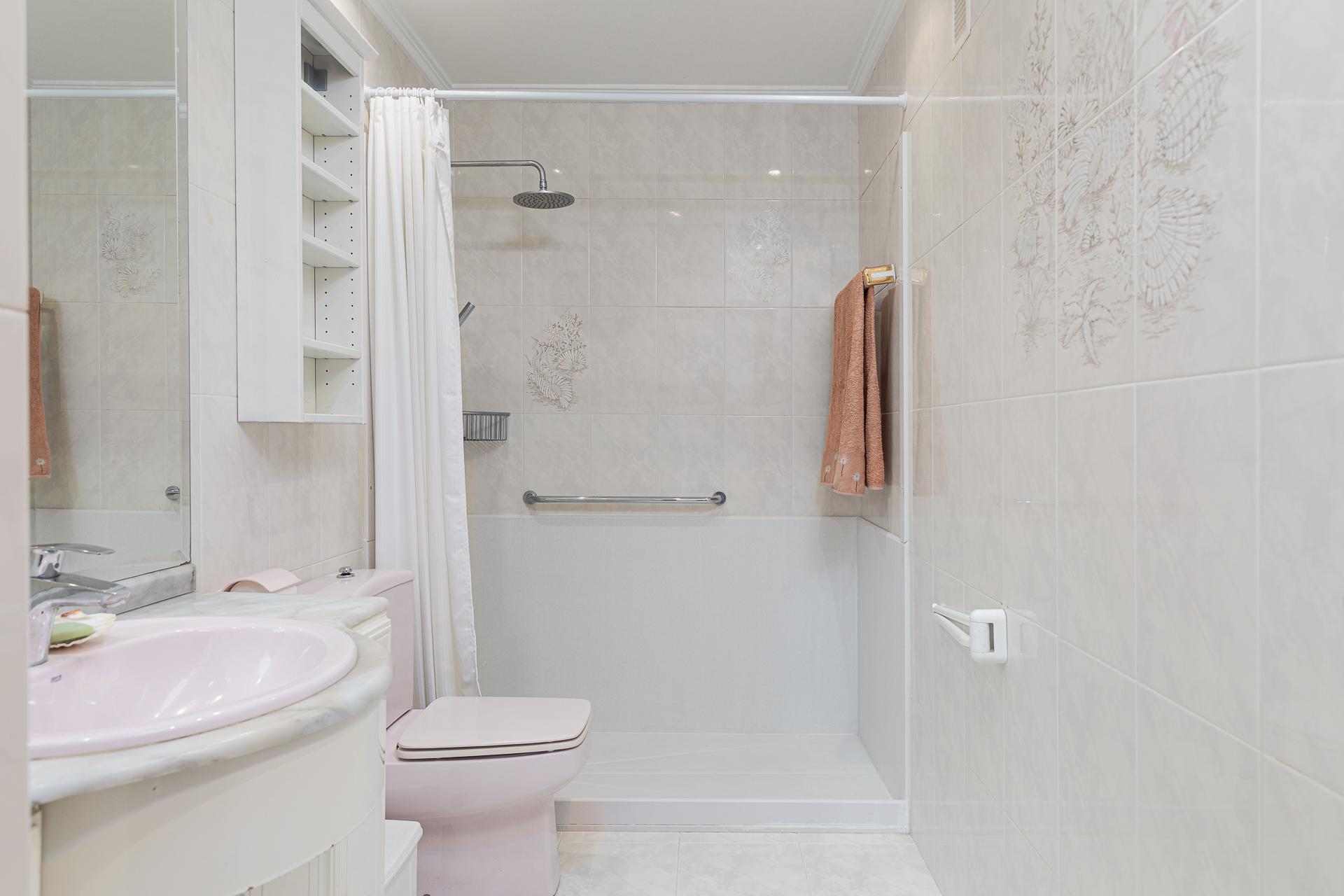 Imagen 19 Casa Adosada en alquiler en Donostia-San Sebastián / Barrio de Egia,Donostia