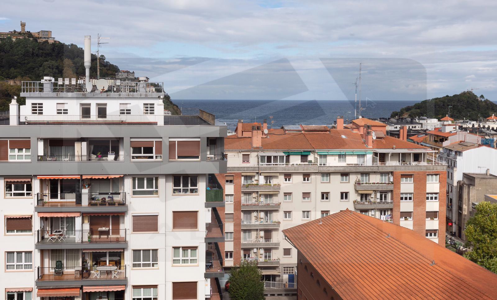 Imagen 4 Piso en venta en Donostia-San Sebastián / Antiguo, San Sebastian