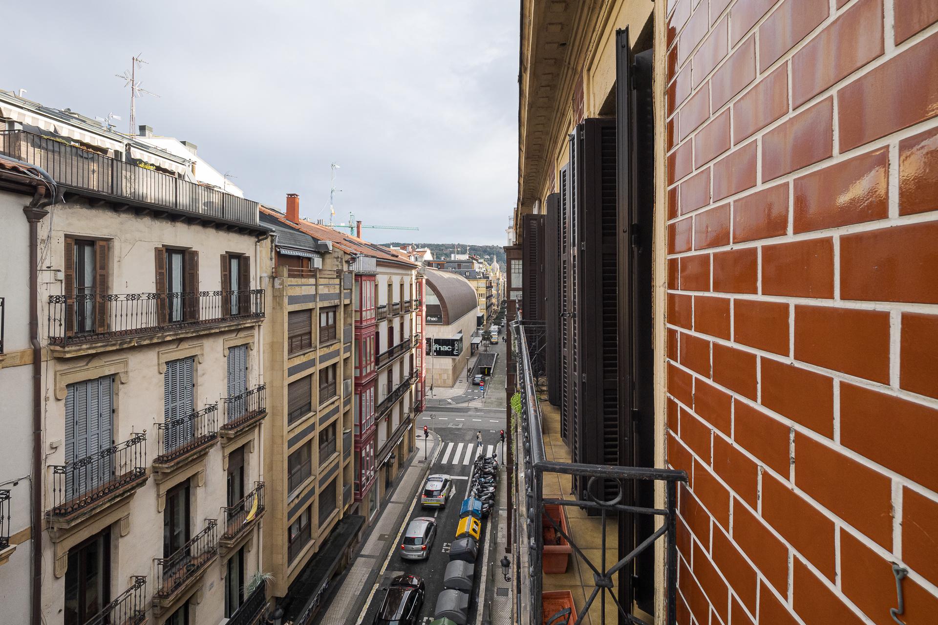 Imagen 4 Piso en venta en Donostia-San Sebastián / Centro, Donostia