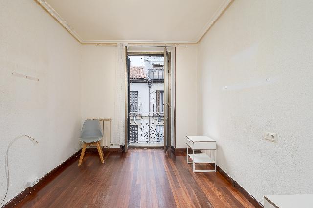 Imagen 8 Inmueble 300185 - Piso en venta en Donostia-San Sebastián / Centro, Donostia