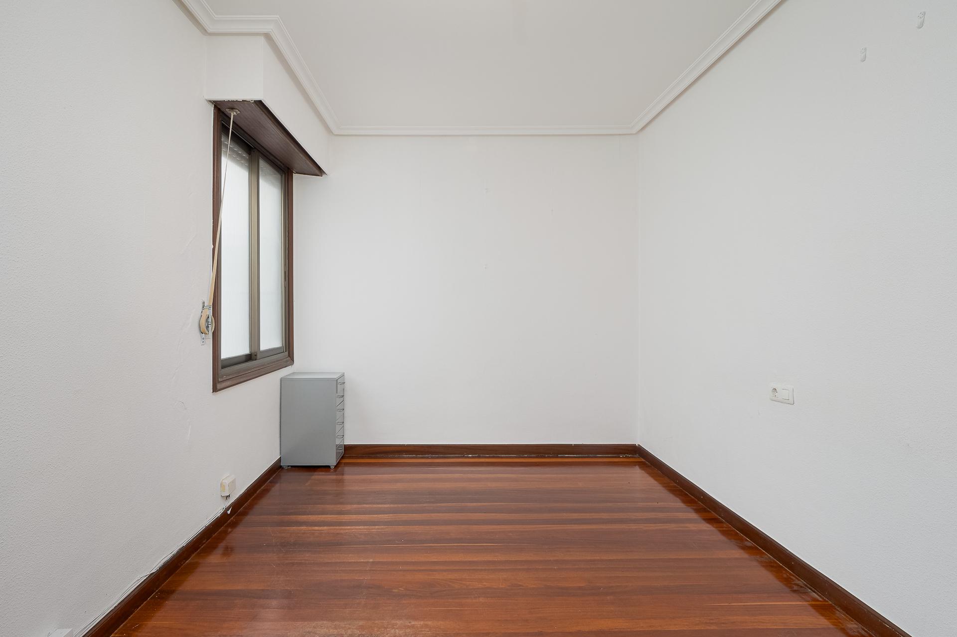 Imagen 12 Piso en venta en Donostia-San Sebastián / Centro, Donostia