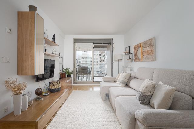 Imagen 2 Inmueble 300985 - Piso en venta en Donostia-San Sebastián / Riberas, Donostia