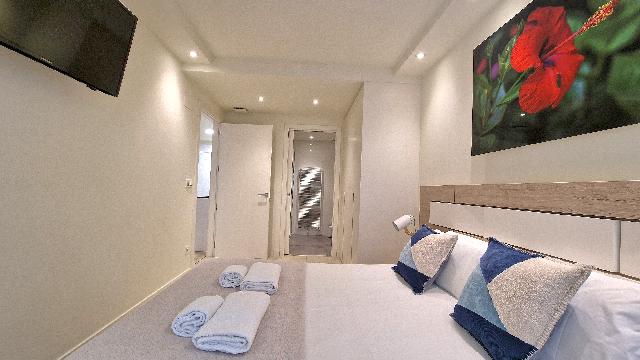 Imagen 17 Inmueble 302113 - Piso en venta en Donostia-San Sebastián / Calle Arrasate, centro