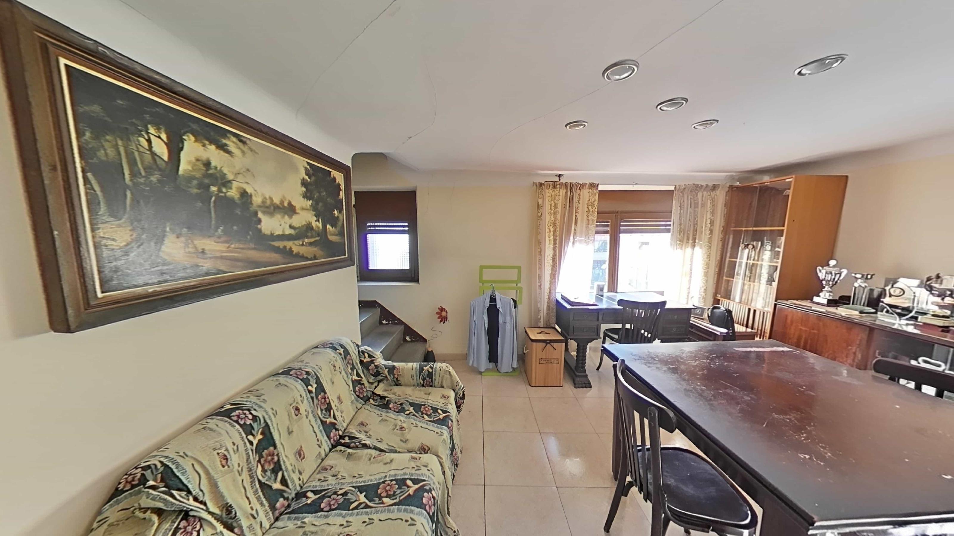 Imagen 9 Casa en venta en Sant Quintí De Mediona / En el centro de la población