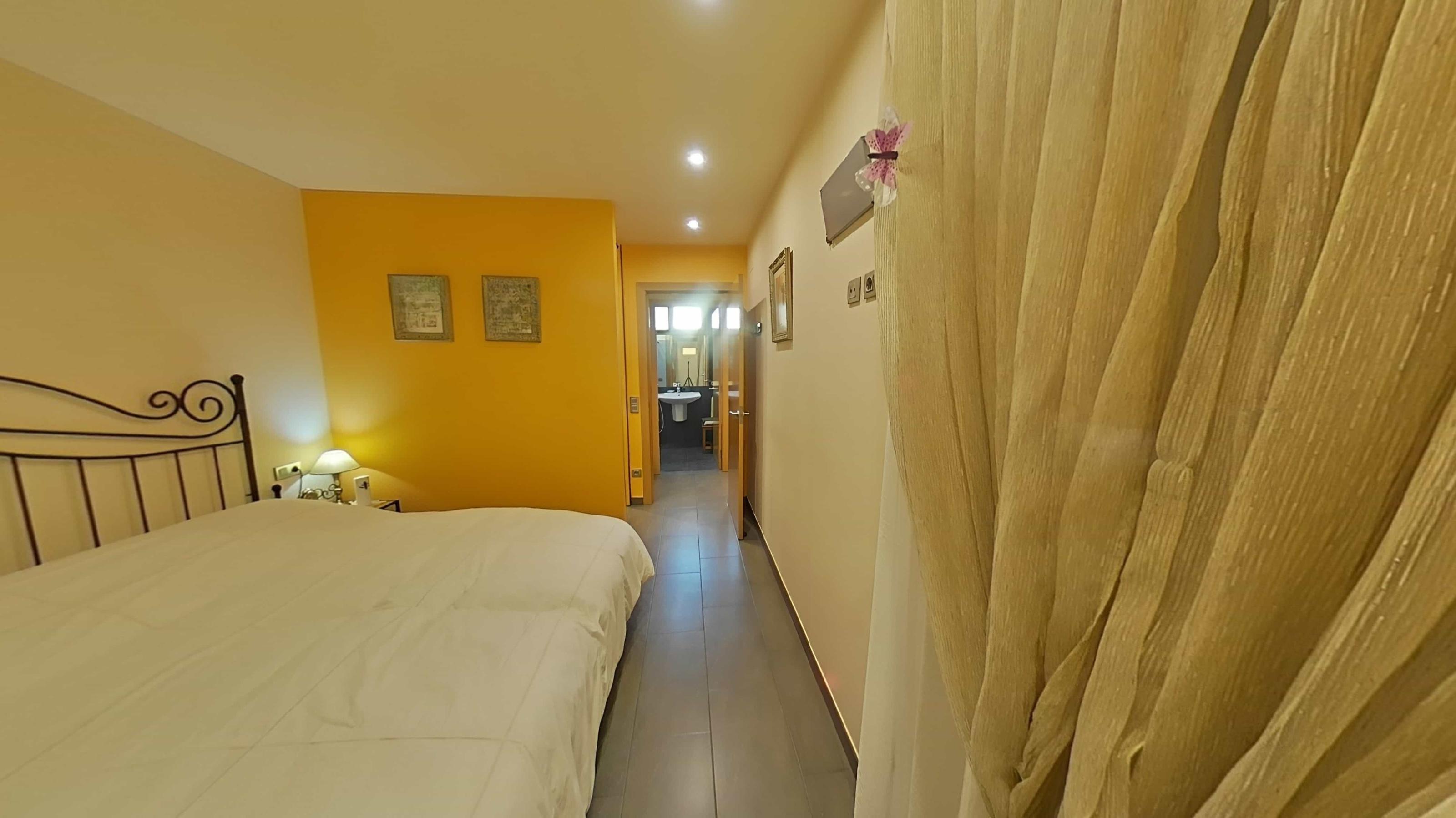 Imagen 12 Casa Pareada en venta en Sant Cugat Sesgarrigues / Centre de la població