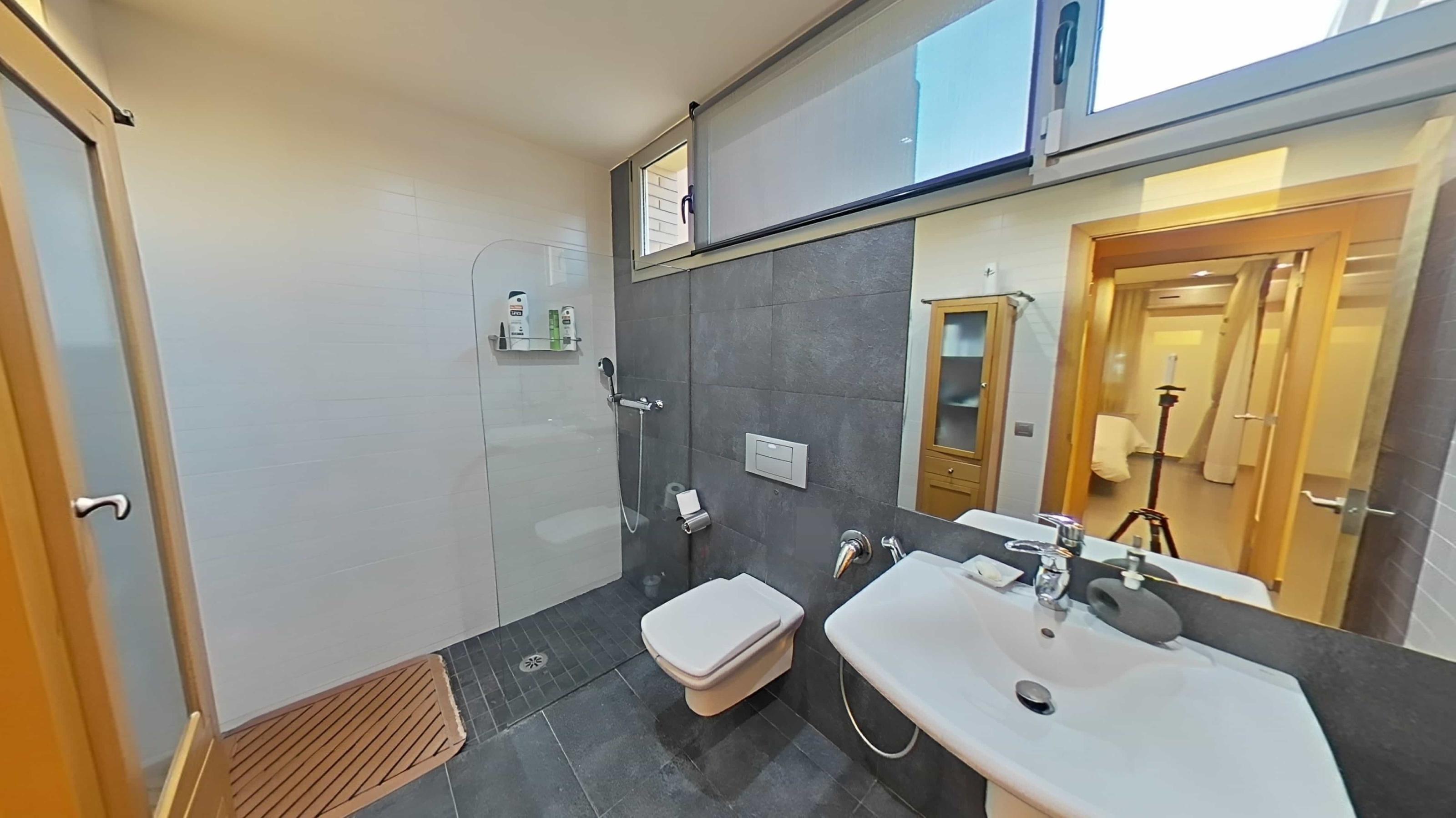 Imagen 3 Casa Pareada en venta en Sant Cugat Sesgarrigues / Centre de la població