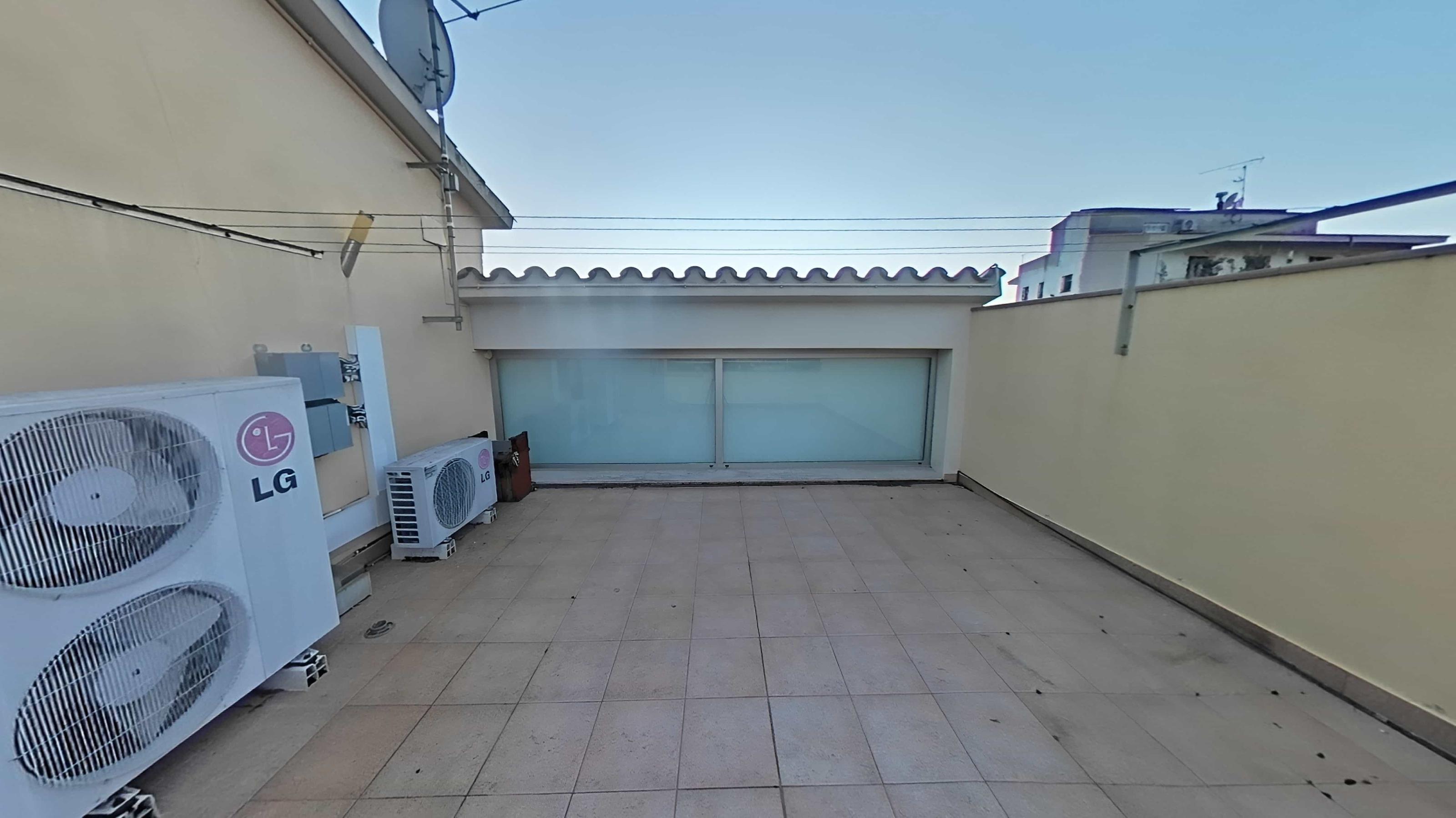 Imagen 30 Casa Pareada en venta en Sant Cugat Sesgarrigues / Centre de la població