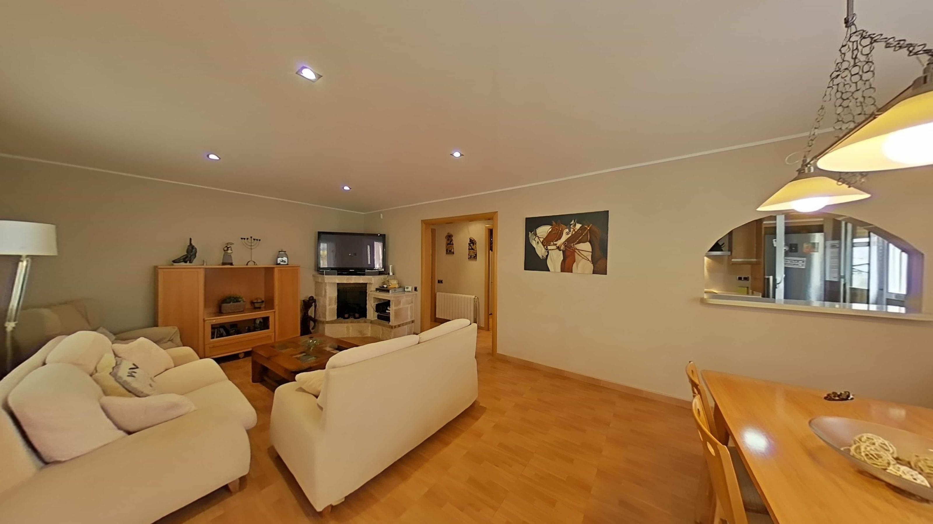 Imagen 6 Casa en venta en Olèrdola / A la entrada de la Urbanización Can Trabal