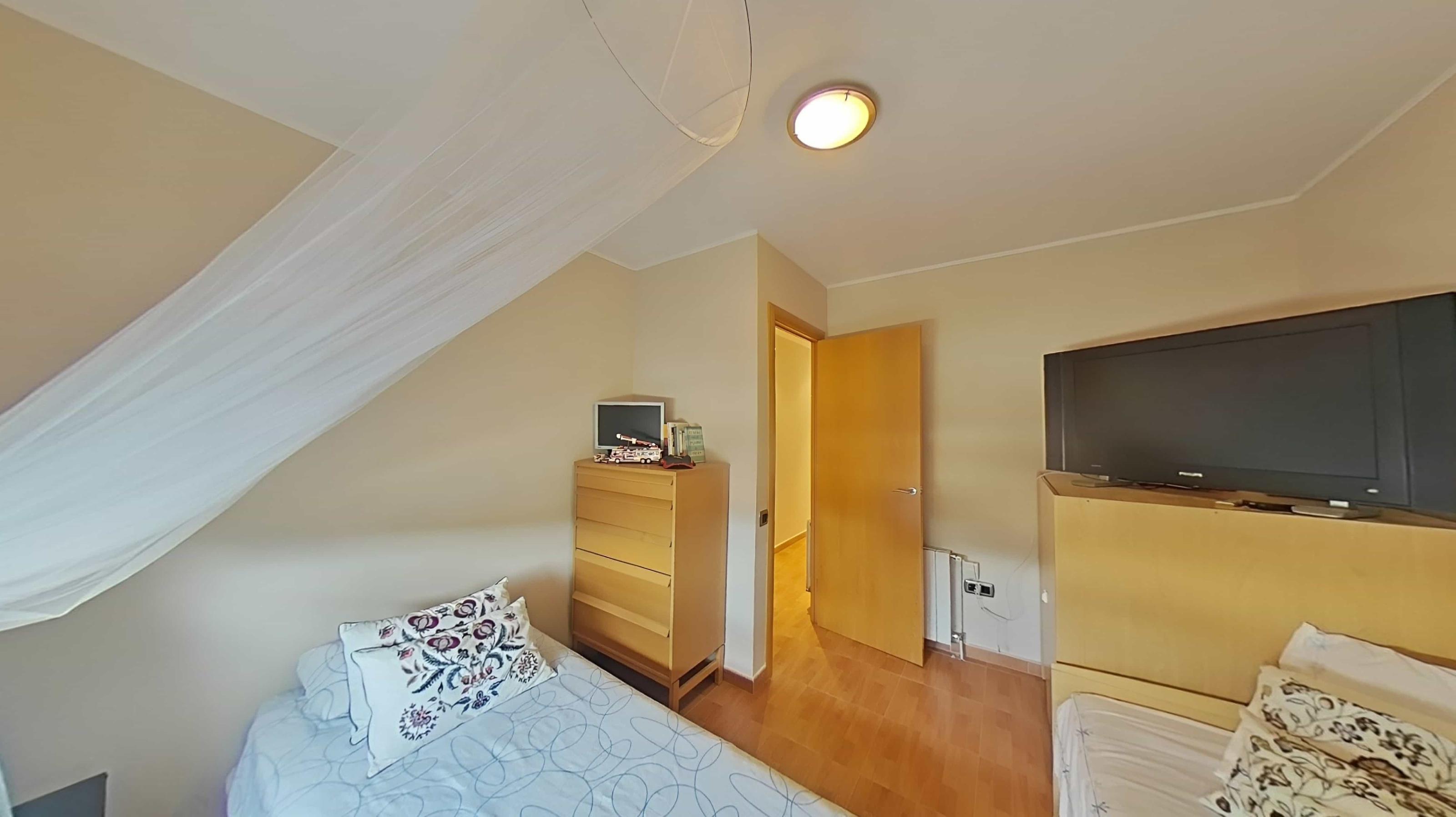 Imagen 27 Casa en venta en Olèrdola / A la entrada de la Urbanización Can Trabal