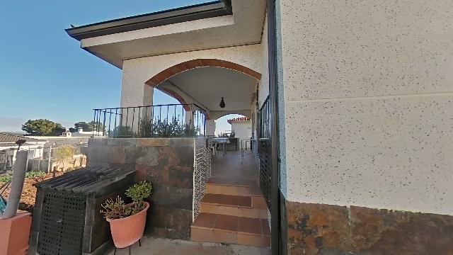 Imagen 8 Inmueble 299020 - Casa en venta en Torrelles De Foix / Ubicada en la Avenida principal de Can Coral.