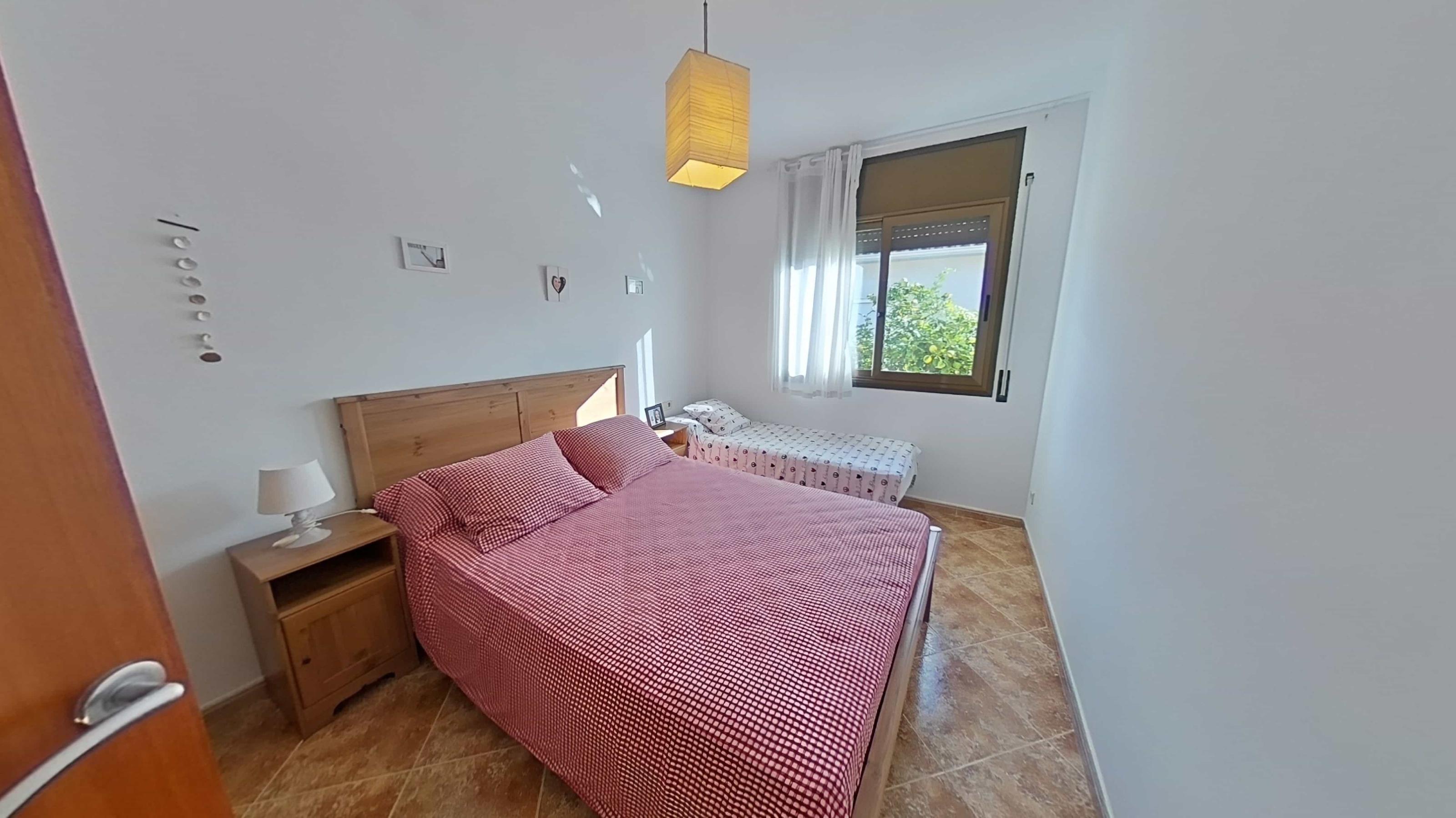 Imagen 17 Casa en venta en Torrelles De Foix / Ubicada en la Avenida principal de Can Coral.