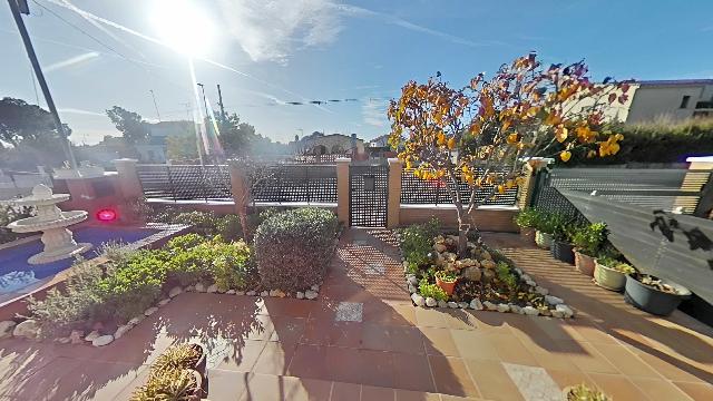 Imagen 6 Inmueble 299020 - Casa en venta en Torrelles De Foix / Ubicada en la Avenida principal de Can Coral.