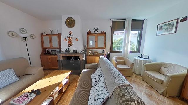 Imagen 11 Inmueble 299020 - Casa en venta en Torrelles De Foix / Ubicada en la Avenida principal de Can Coral.