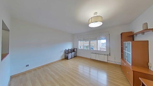 Imagen 4 Inmueble 300416 - Piso en venta en Vilafranca Del Penedès / Próximo al campo de fútbol 
