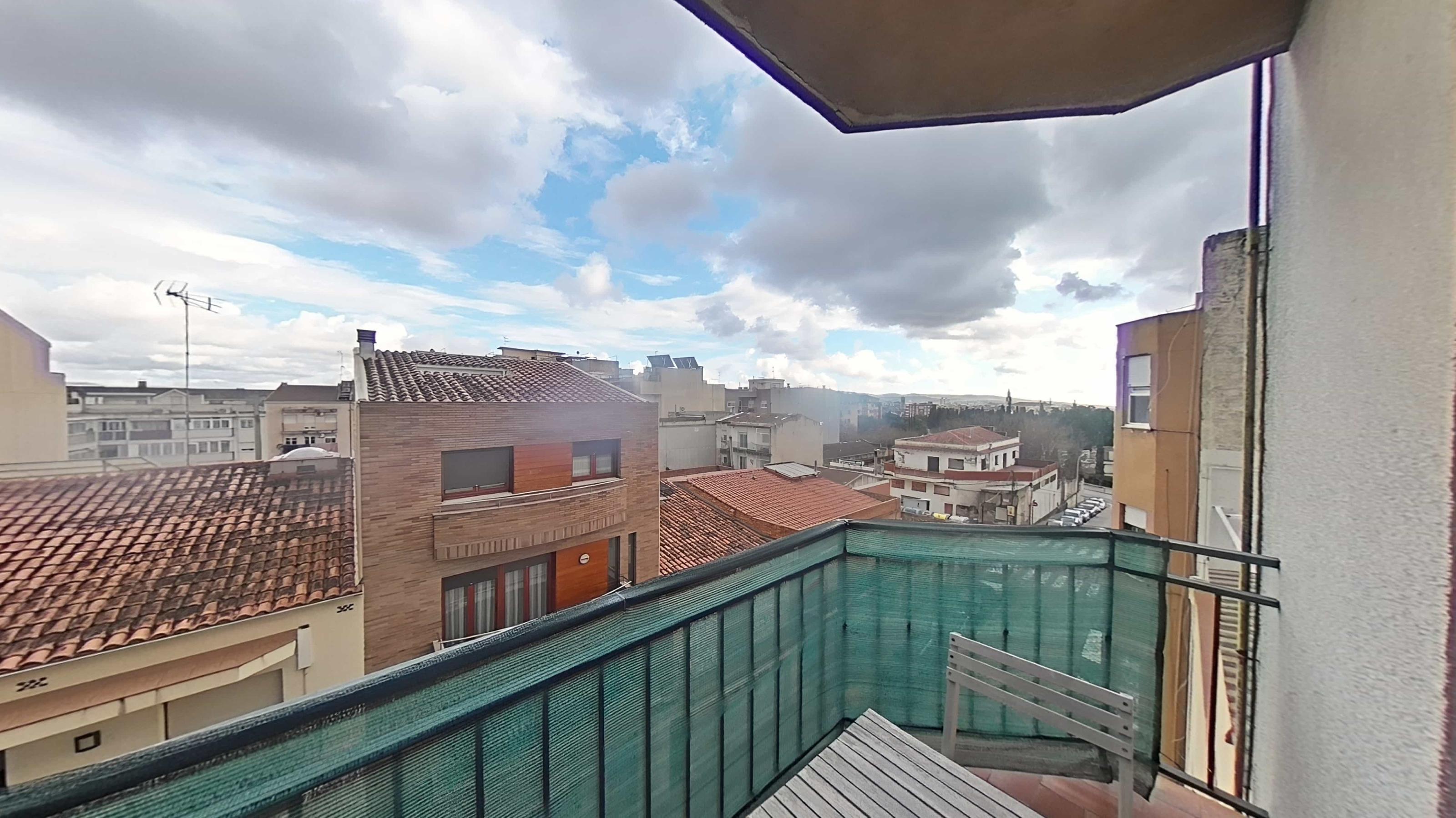 Imagen 30 Piso en venta en Vilafranca Del Penedès / Próximo al campo de fútbol 