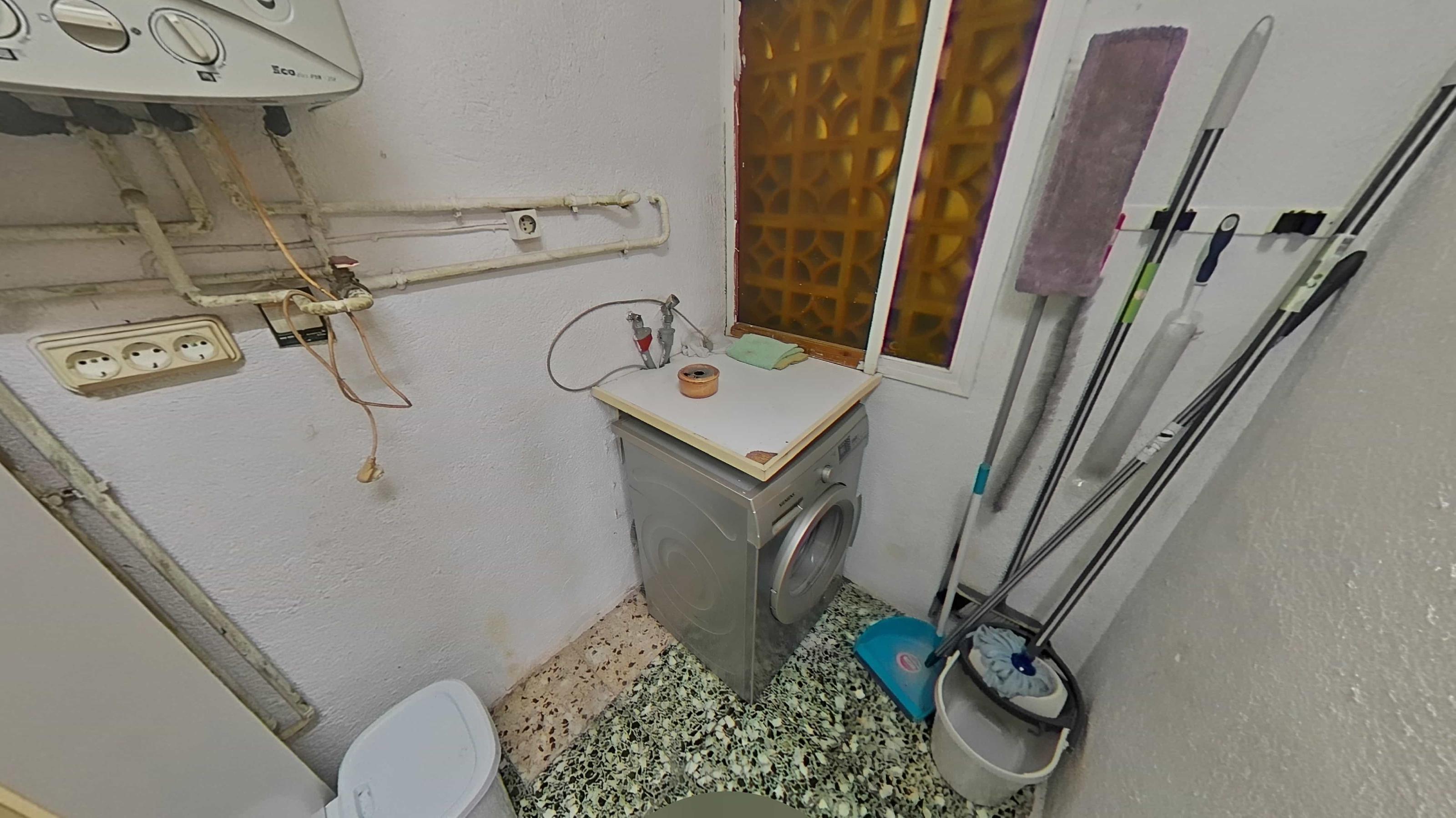 Imagen 12 Piso en venta en Vilafranca Del Penedès / Próximo al campo de fútbol 