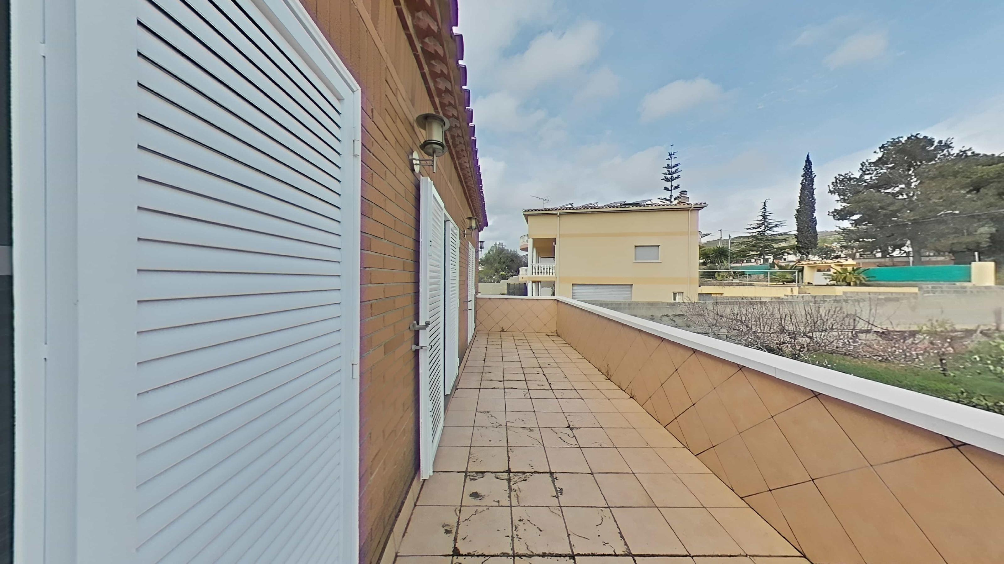 Imagen 23 Casa en venta en Olèrdola / A la entrada de la Urbanización Can Trabal