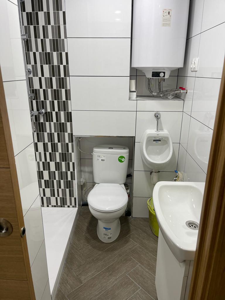 Imagen 1 Piso en venta en Hospitalet De Llobregat L´ / Junto al metro santa eulalia 