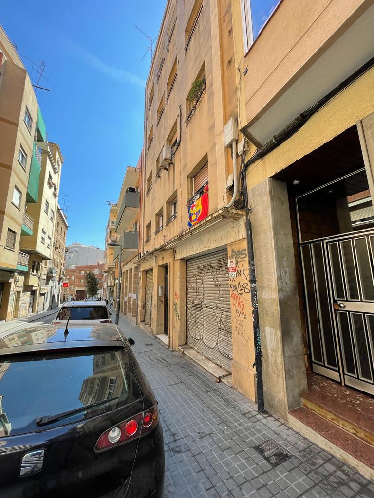 Imagen 2 Piso en venta en Hospitalet De Llobregat L´ / Junto al metro santa eulalia 