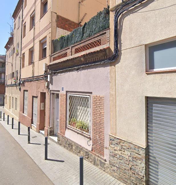 Imagen 8 Casa Adosada en venta en Hospitalet De Llobregat L´ /  A solo 5 minutos del mercado  Col...