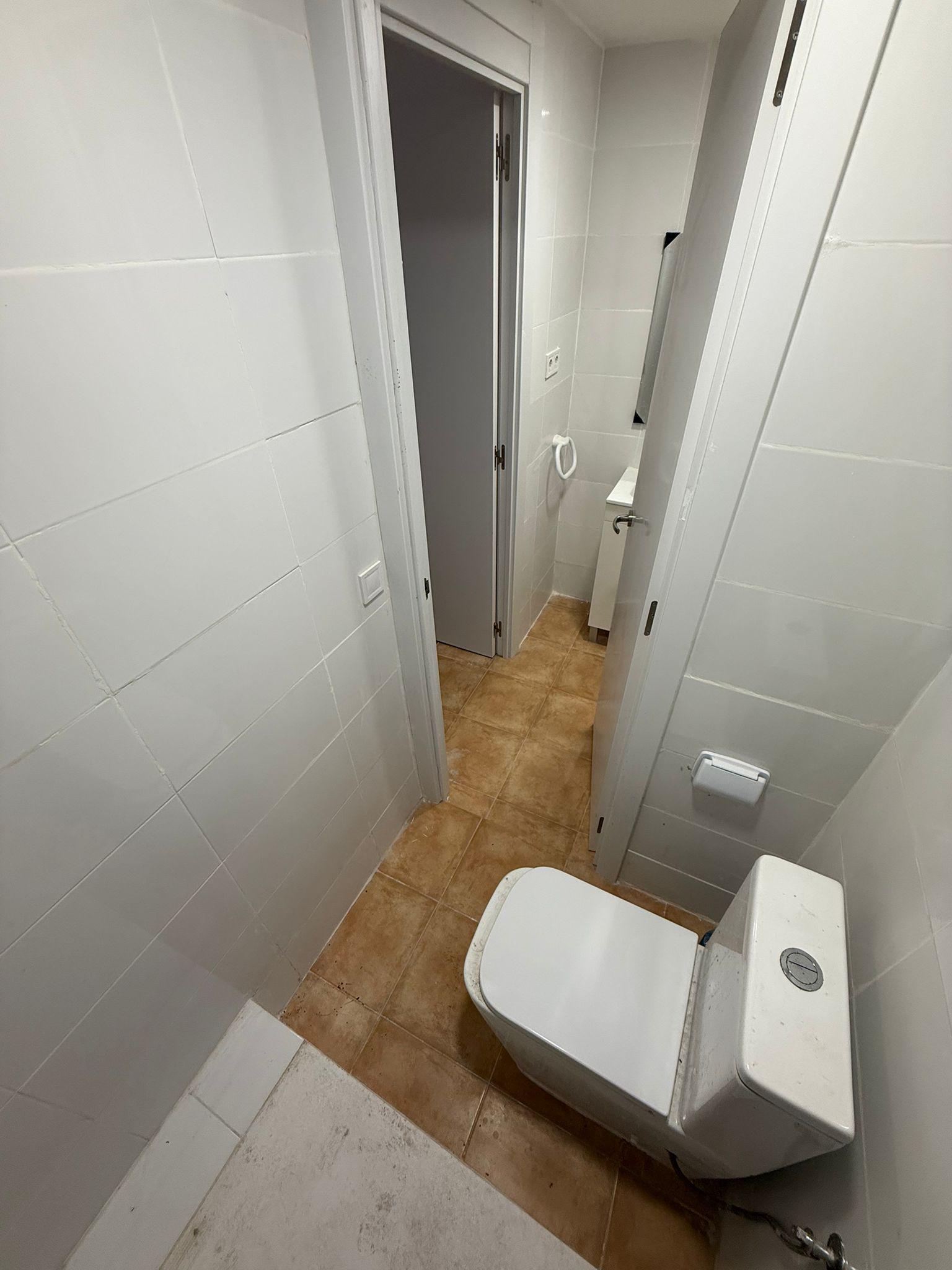 Imagen 14 Piso en venta en Hospitalet De Llobregat L´ / A solo10 minutos del Mercado de Collblanc