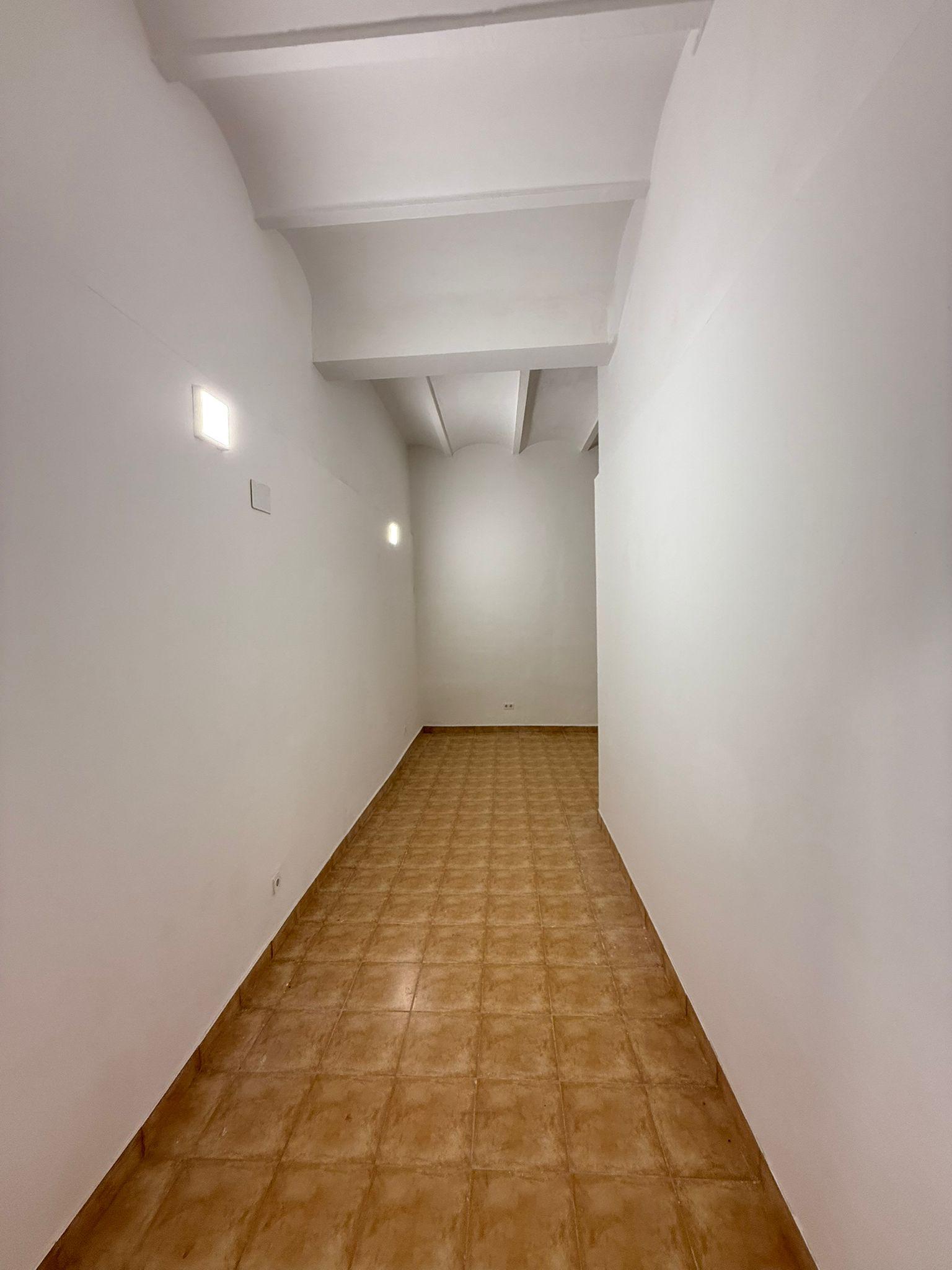 Imagen 3 Piso en venta en Hospitalet De Llobregat L´ / A solo10 minutos del Mercado de Collblanc