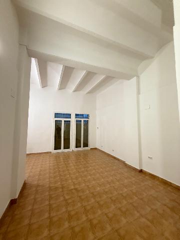 Imagen 2 Inmueble 298538 - Piso en venta en Hospitalet De Llobregat (L´) / A solo10 minutos del Mercado de Collblanc
