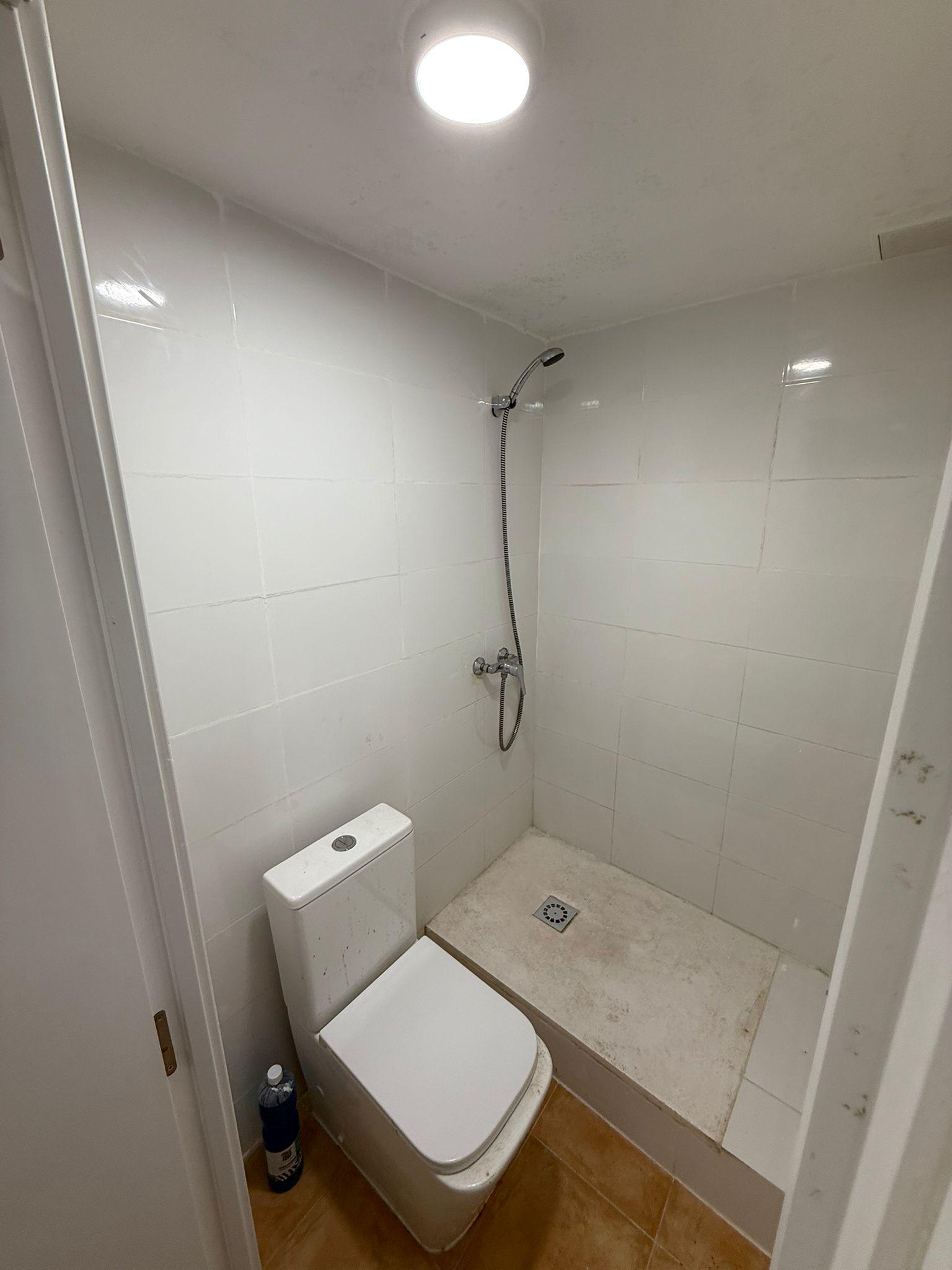 Imagen 13 Piso en venta en Hospitalet De Llobregat L´ / A solo10 minutos del Mercado de Collblanc