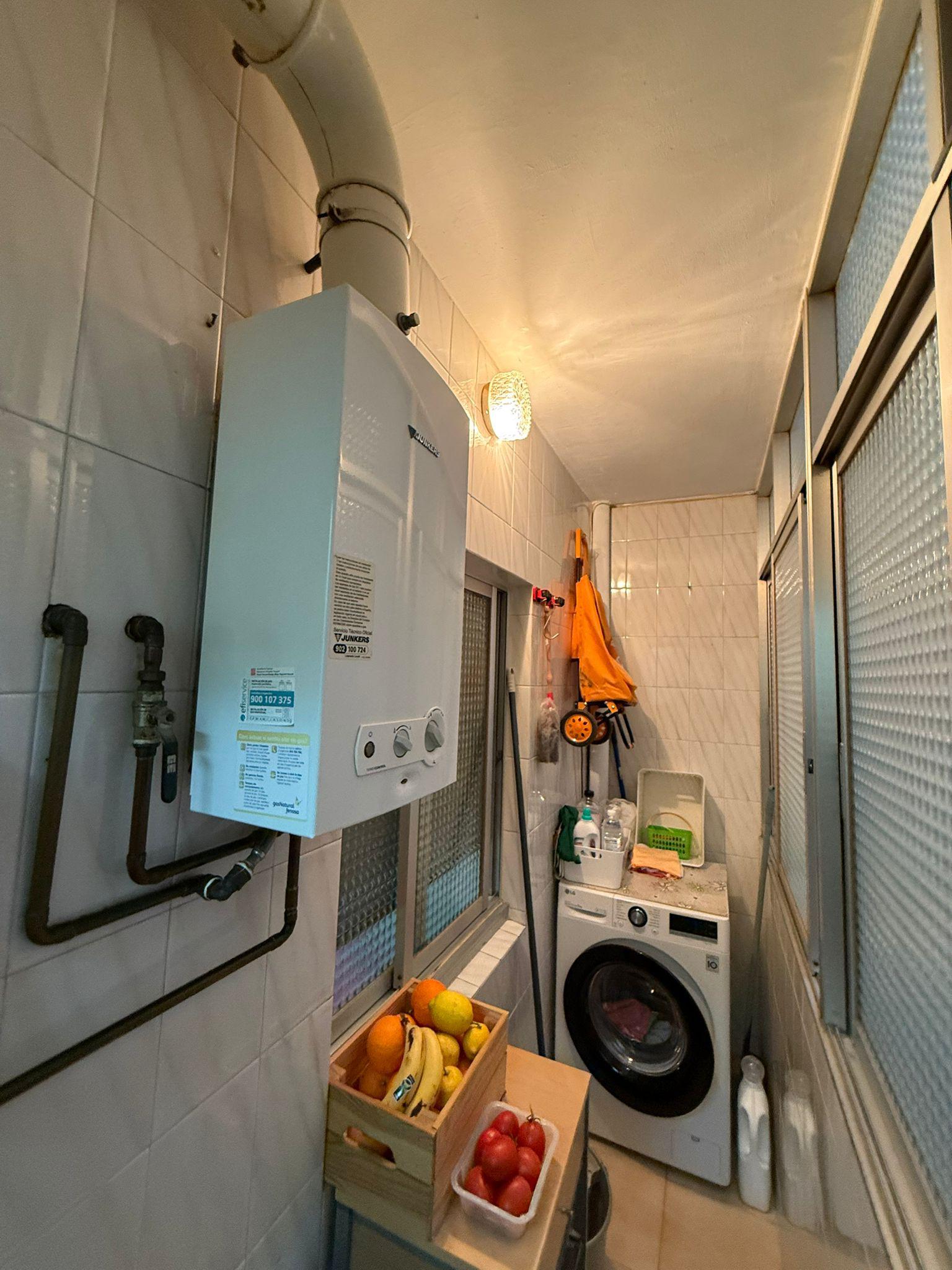 Imagen 15 Piso en venta en Hospitalet De Llobregat L´ / Junto al metro de la Torrasa linea roja