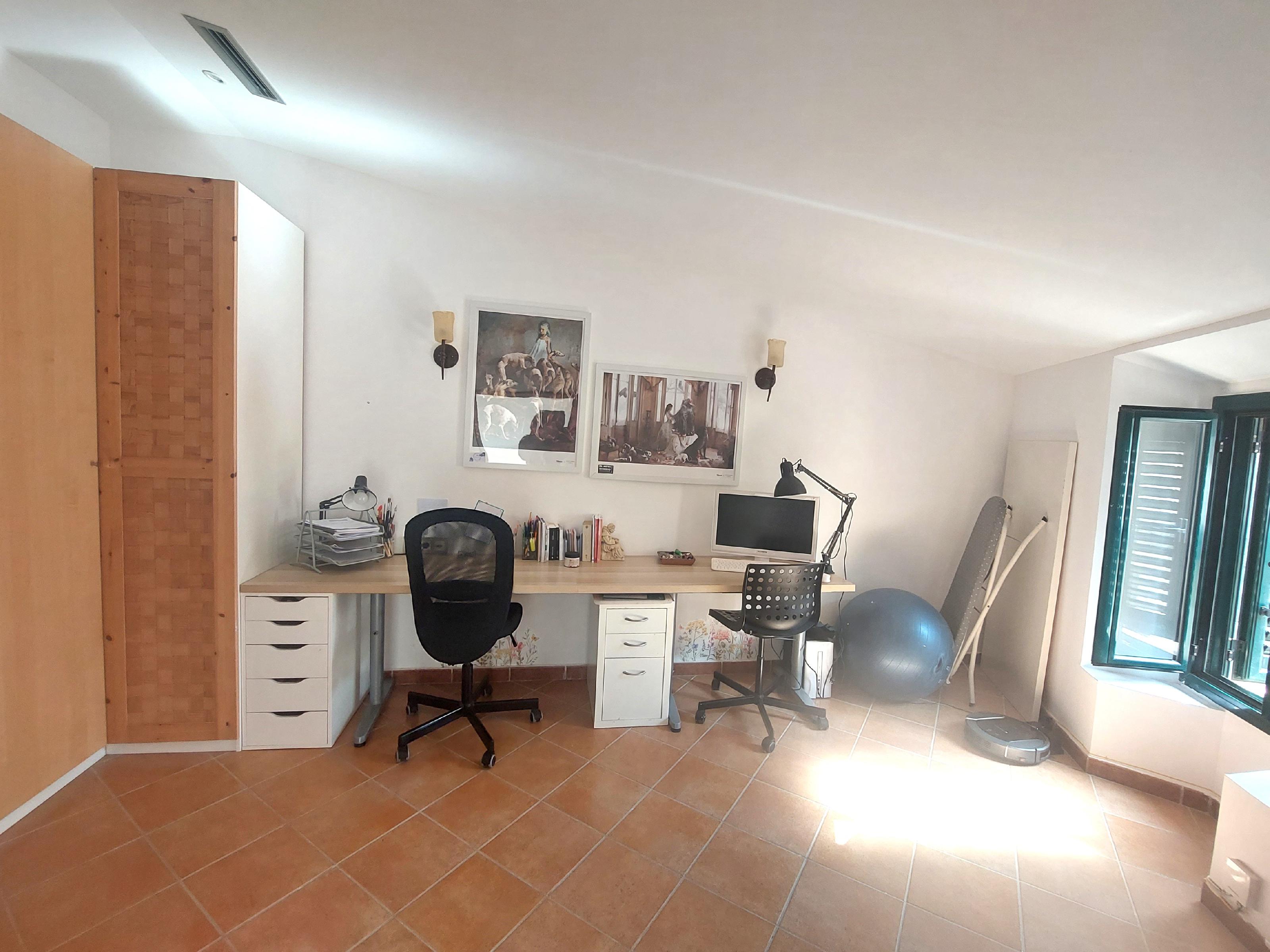 Imagen 25 Casa en venta en Olesa De Montserrat / Zona Casc antic 