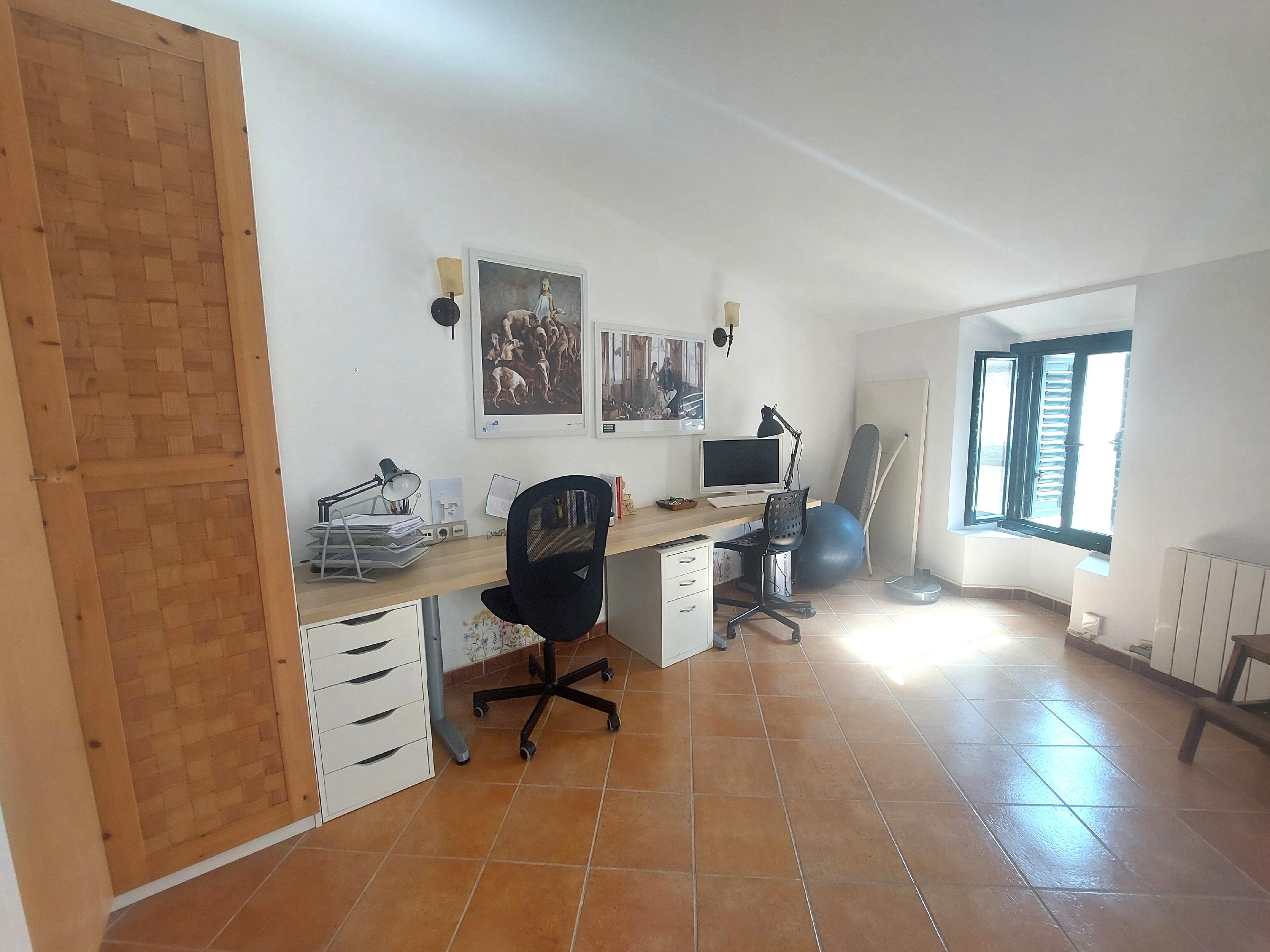 Imagen 26 Casa en venta en Olesa De Montserrat / Zona Casc antic 