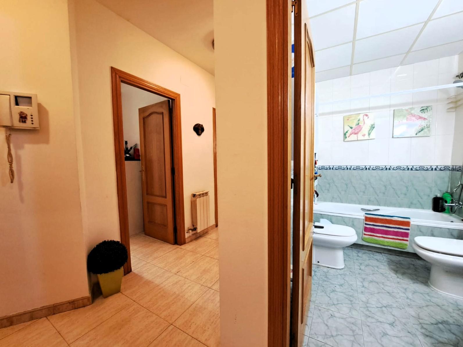 Imagen 22 Planta Baja en venta en Olesa De Montserrat / A prop de l´estació