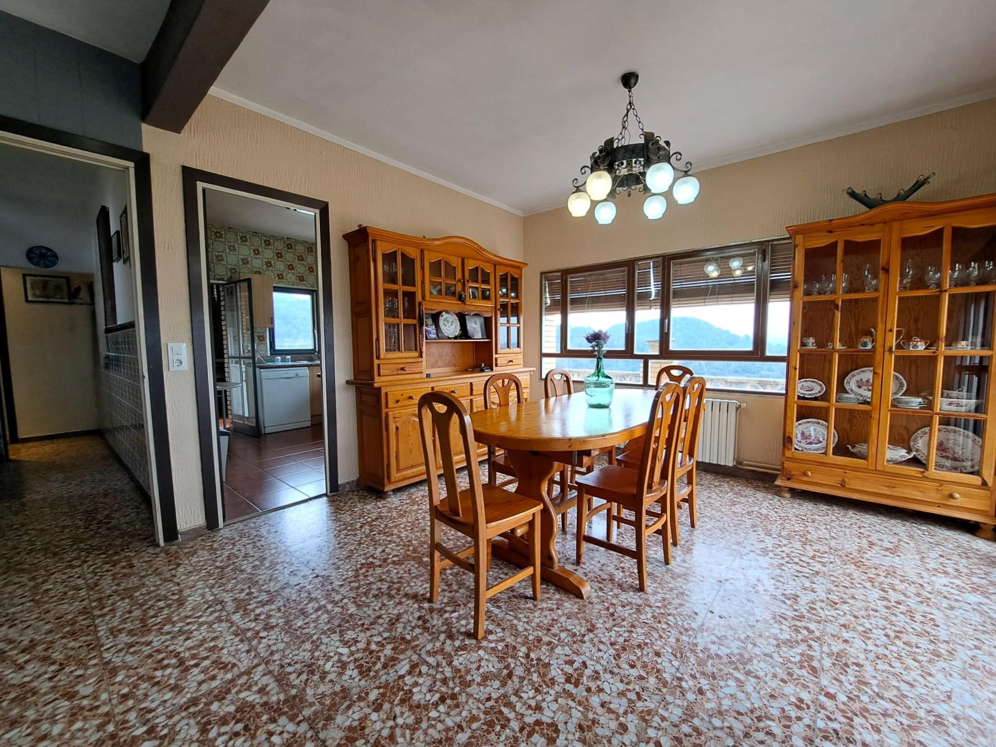 Imagen 6 Casa en venta en Olesa De Montserrat / Zona de les Llumbreras