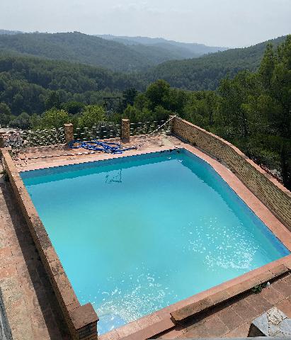 Imagen 40 Inmueble 290557 - Casa en venta en Olesa De Montserrat / Zona de les Llumbreras