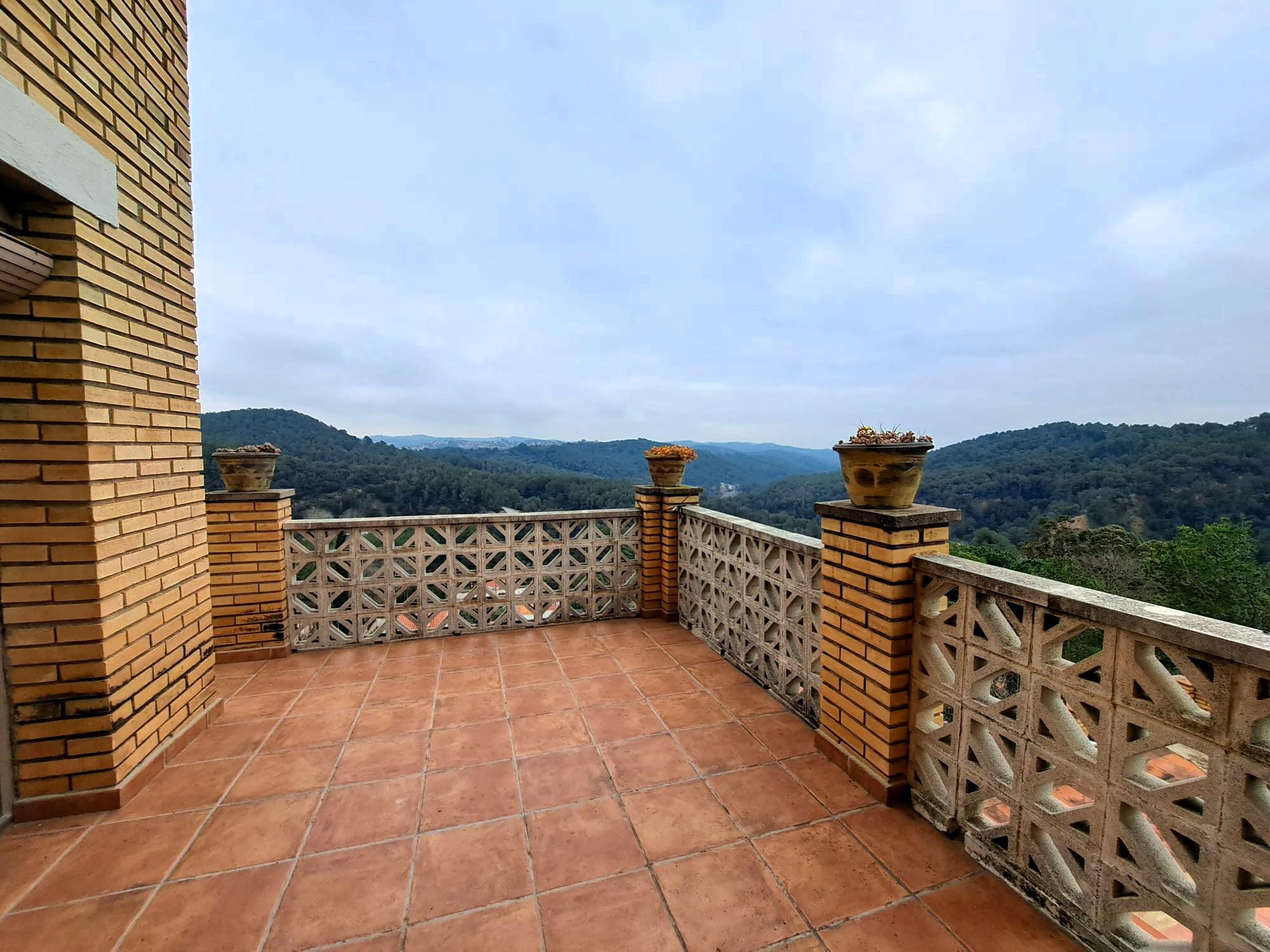 Imagen 34 Casa en venta en Olesa De Montserrat / Zona de les Llumbreras