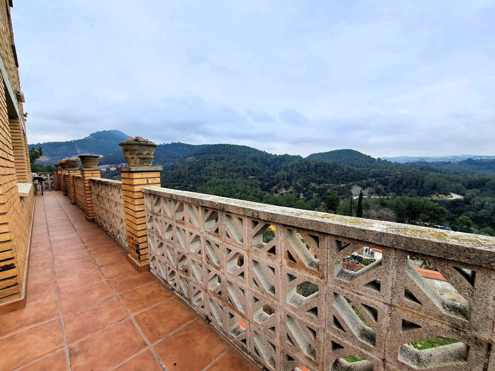 Imagen 35 Casa en venta en Olesa De Montserrat / Zona de les Llumbreras