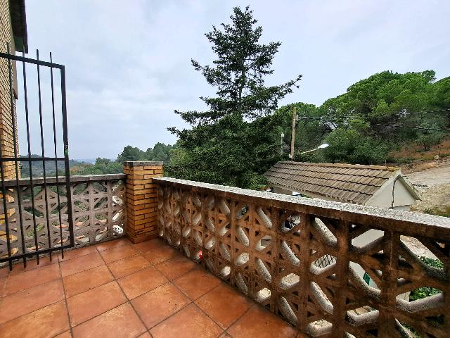 Imagen 28 Inmueble 290557 - Casa en venta en Olesa De Montserrat / Zona de les Llumbreras