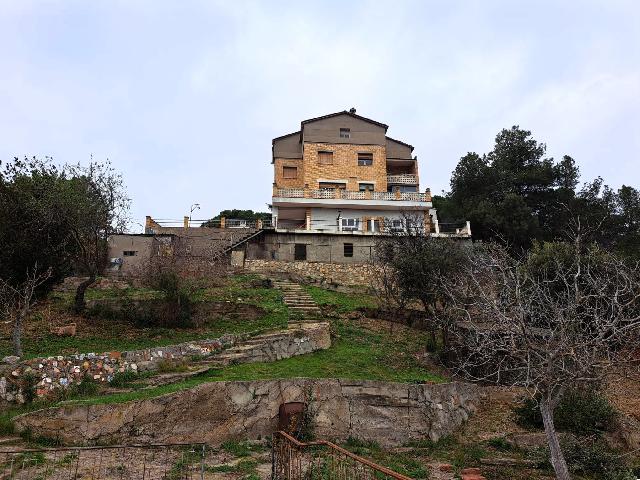 Imagen 37 Inmueble 290557 - Casa en venta en Olesa De Montserrat / Zona de les Llumbreras