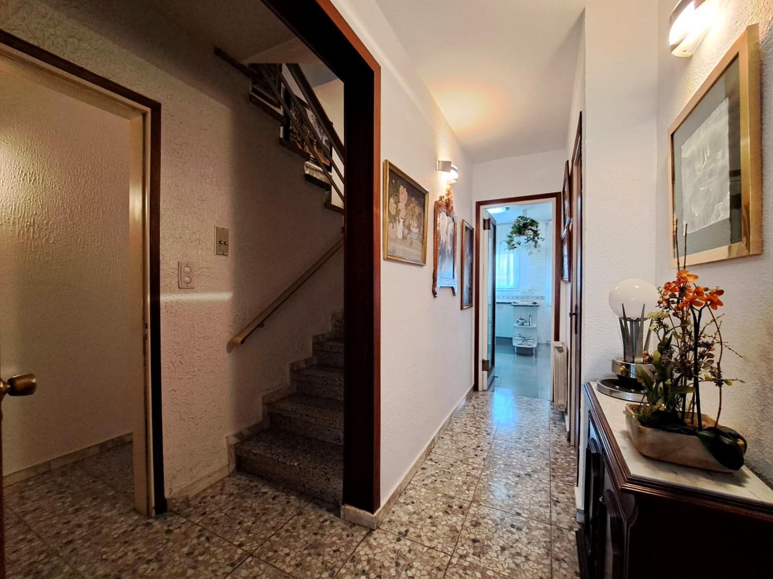 Imagen 7 Casa en venta en Olesa De Montserrat / Zona centre, a prop de la Passió
