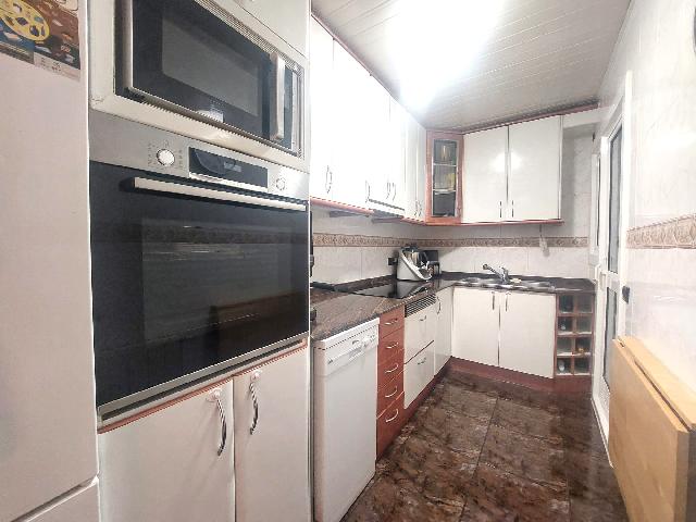 Imagen 4 Inmueble 296870 - Piso en venta en Esparreguera /  Barri      Font           