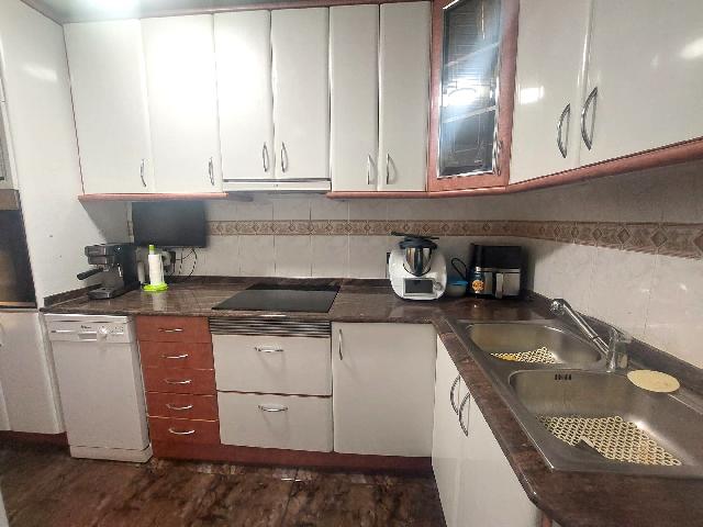 Imagen 5 Inmueble 296870 - Piso en venta en Esparreguera /  Barri      Font           