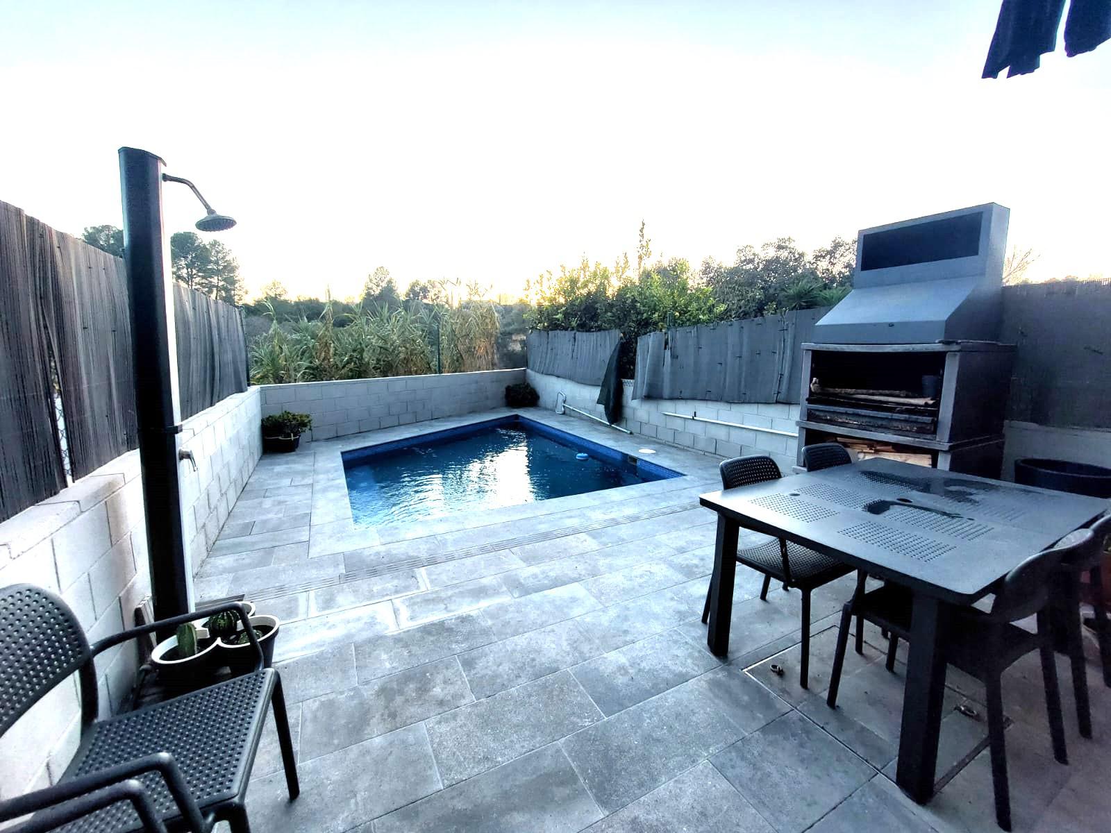 Imagen 5 Casa Adosada en venta en Abrera / Zona casc antic