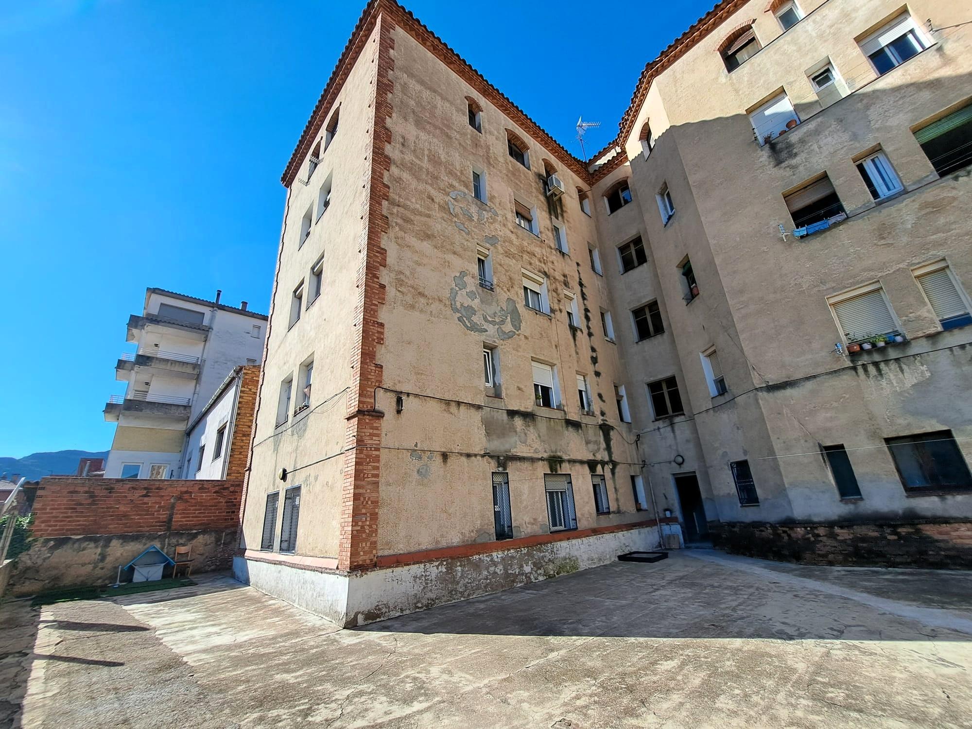 Imagen 26 Piso en venta en Monistrol De Montserrat / Junto Hostal la Barca