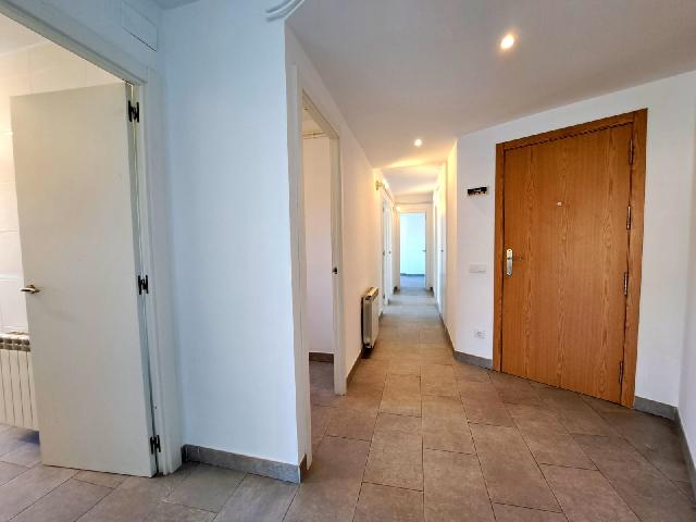 Imagen 13 Inmueble 300006 - Piso en venta en Abrera / Zona centre - Ajuntament