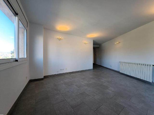 Imagen 5 Inmueble 300006 - Piso en venta en Abrera / Zona centre - Ajuntament