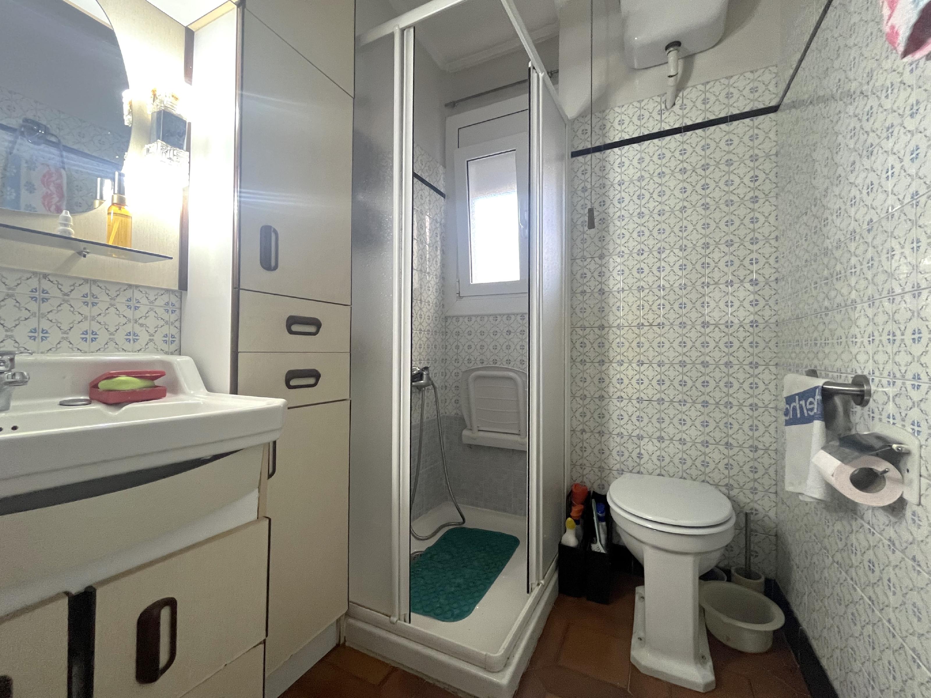 Imagen 23 Casa Pareada en venta en Sant Vicenç De Castellet / Zona deportiva, junto oficina de Correos